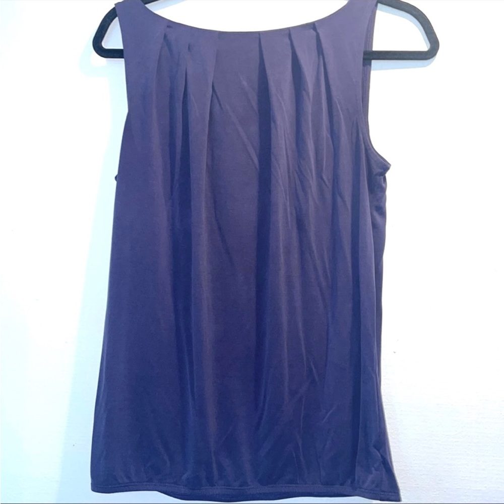 LOFT pleated collar sleeveless Indigo Sleeveless Top, Size: Small